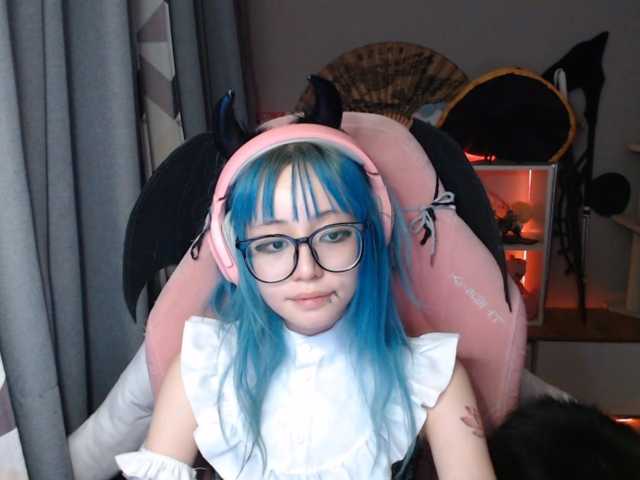 GertieCoach live cam on BongaCams