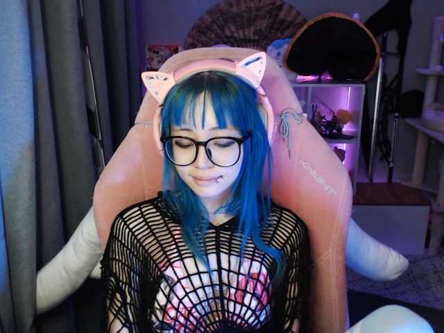 GertieCoach live cam on BongaCams