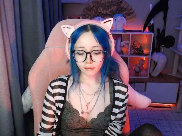 GertieCoach live cam on BongaCams