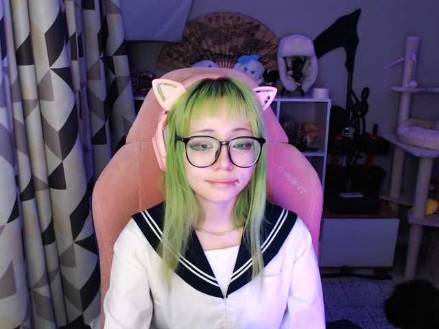 GertieCoach live cam on BongaCams
