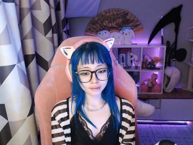 GertieCoach live cam on BongaCams