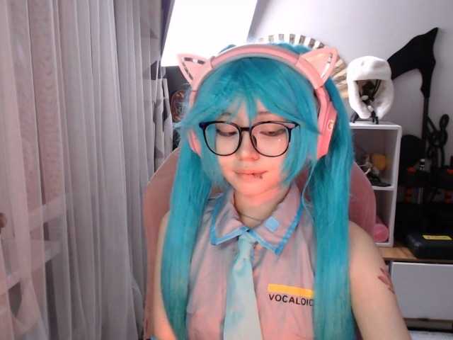 GertieCoach live cam on BongaCams
