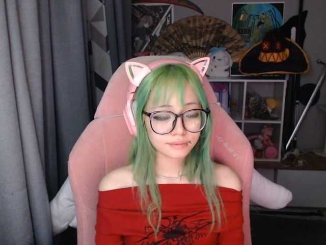 GertieCoach live cam on BongaCams