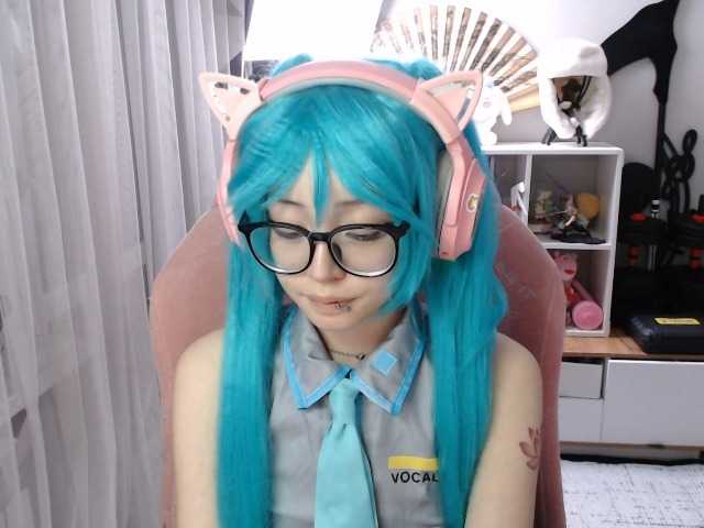 GertieCoach live webcam show