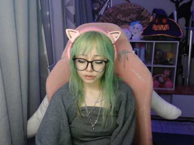 GertieCoach live cam on BongaCams
