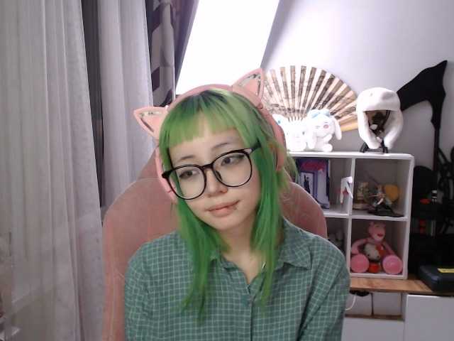 GertieCoach live cam on BongaCams