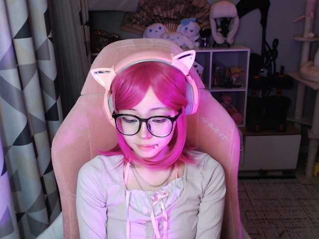 GertieCoach live cam on BongaCams