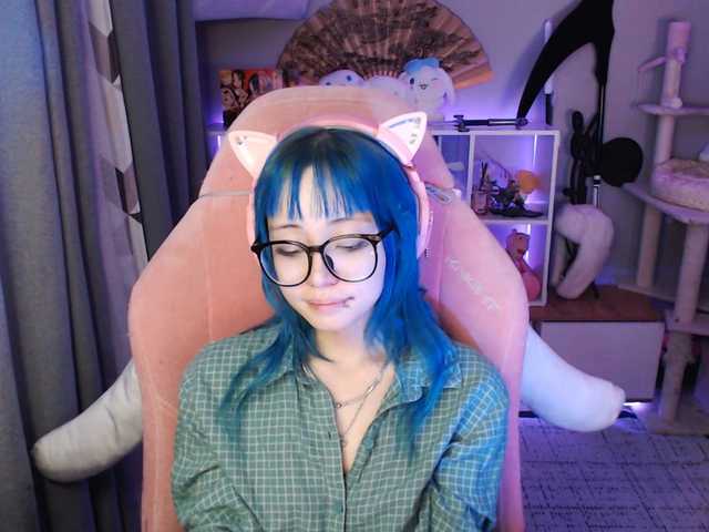 GertieCoach live cam on BongaCams