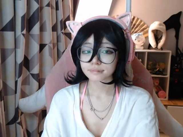 GertieCoach live cam on BongaCams