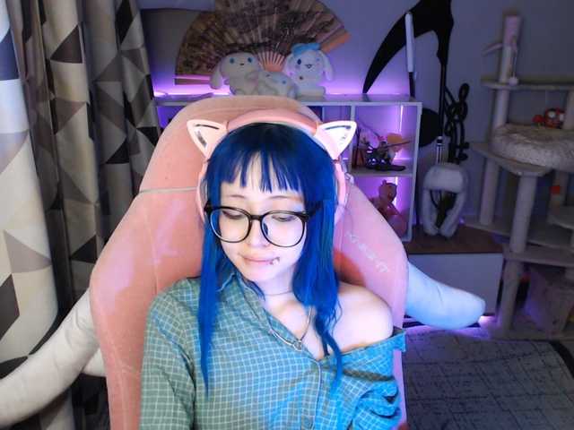GertieCoach live cam on BongaCams