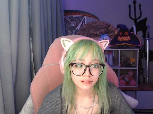 GertieCoach live cam on BongaCams
