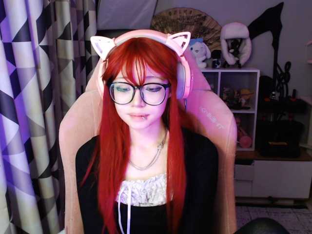 GertieCoach live cam on BongaCams