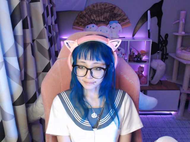 GertieCoach live cam on BongaCams