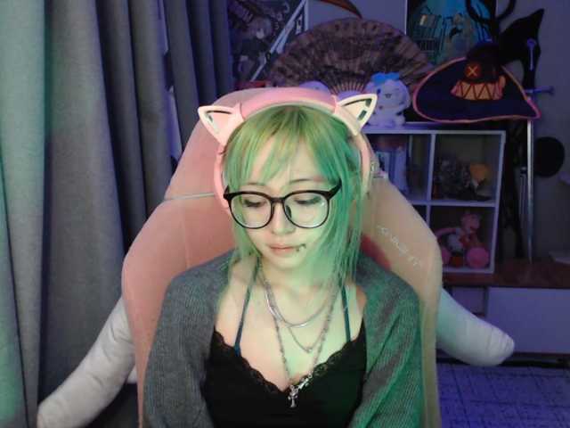 GertieCoach live cam on BongaCams