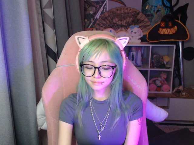 GertieCoach live cam on BongaCams