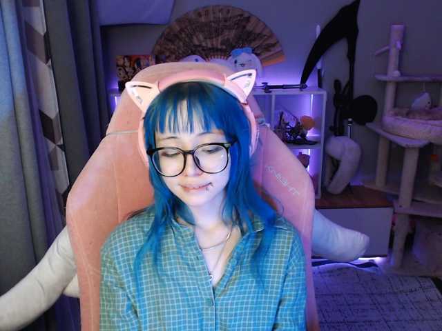 GertieCoach live cam on BongaCams
