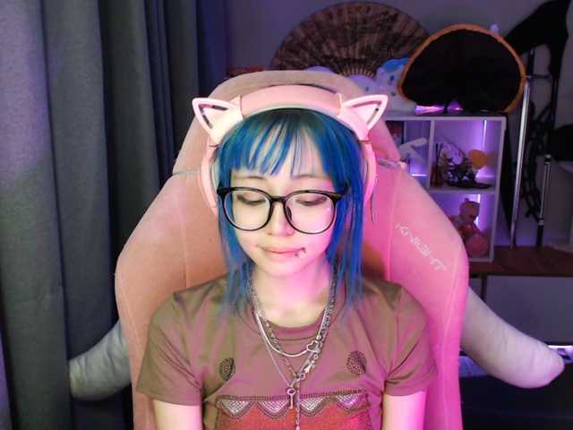 GertieCoach live cam on BongaCams