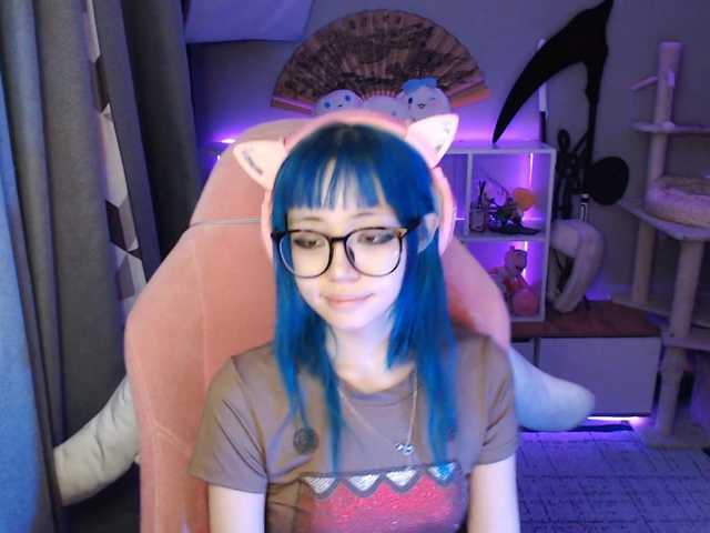 GertieCoach live cam on BongaCams