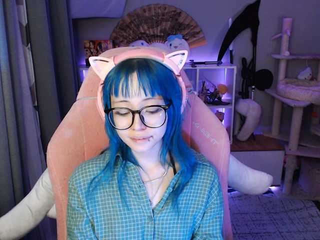 GertieCoach live cam on BongaCams