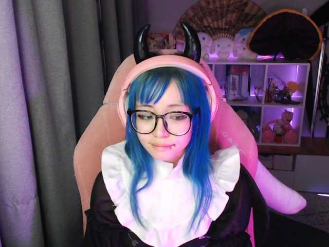 GertieCoach live cam on BongaCams