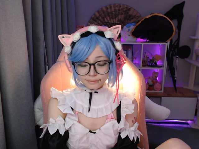 GertieCoach live cam on BongaCams