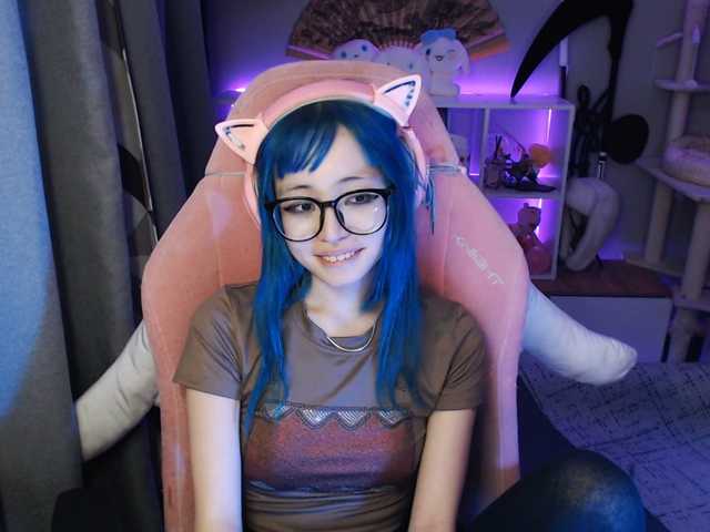GertieCoach live cam on BongaCams