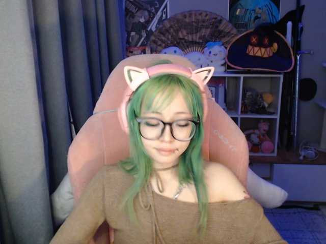 GertieCoach live cam on BongaCams