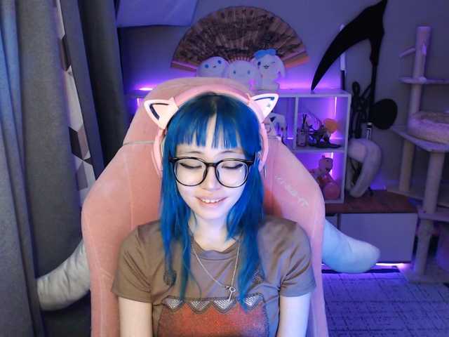 GertieCoach live cam on BongaCams