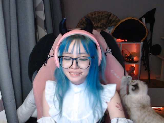 GertieCoach live cam on BongaCams