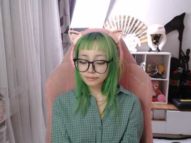GertieCoach live cam on BongaCams