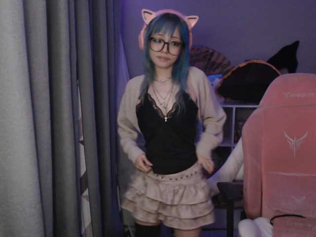 GertieCoach live cam on BongaCams