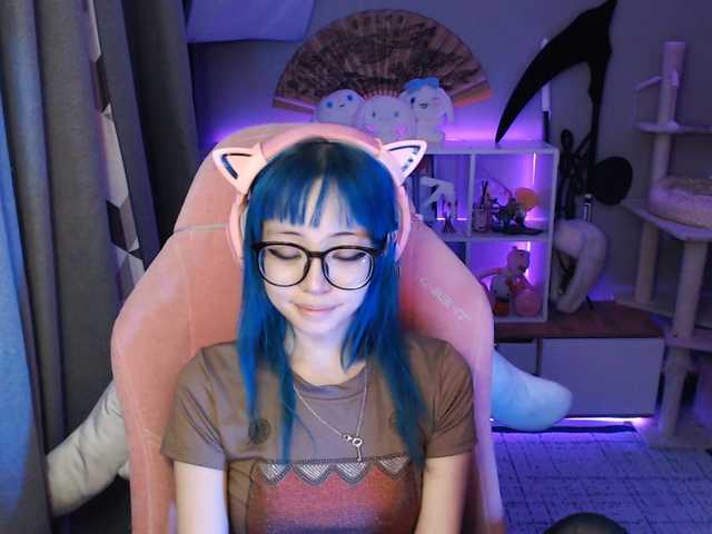 GertieCoach live cam on BongaCams