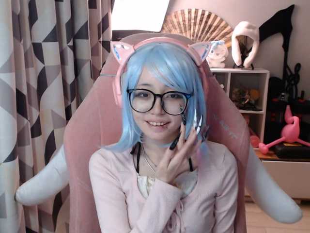 GertieCoach live cam on BongaCams
