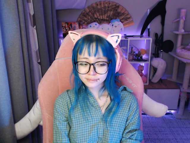 GertieCoach live cam on BongaCams