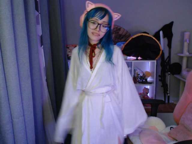 GertieCoach live cam on BongaCams