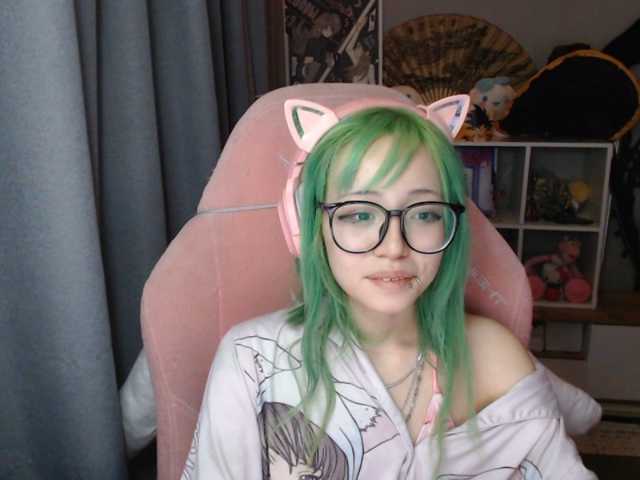 GertieCoach live cam on BongaCams