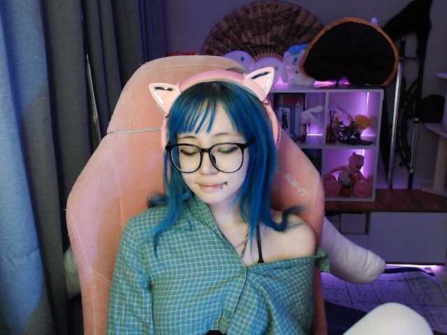 GertieCoach live cam on BongaCams