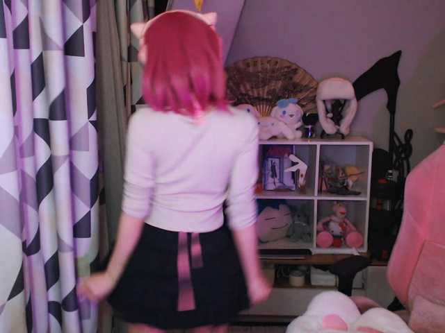 GertieCoach live cam on BongaCams