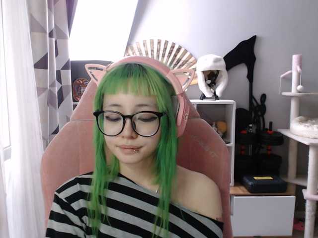GertieCoach live cam on BongaCams