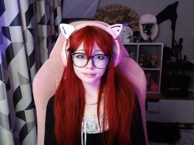 GertieCoach live cam on BongaCams