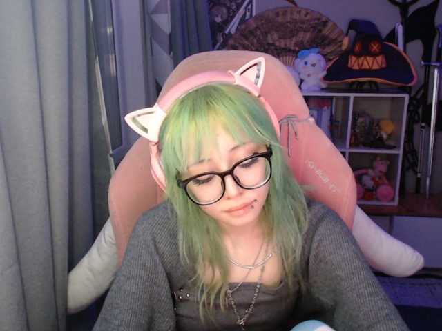 GertieCoach live cam on BongaCams