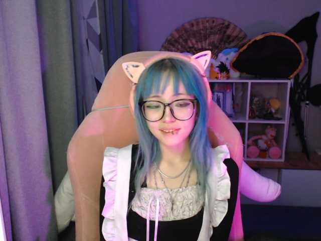 GertieCoach live cam on BongaCams
