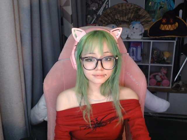 GertieCoach live cam on BongaCams