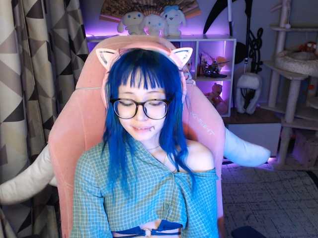 GertieCoach live cam on BongaCams