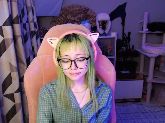 GertieCoach live cam on BongaCams
