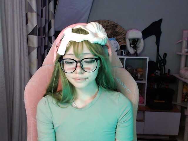 GertieCoach live cam on BongaCams