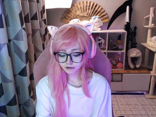GertieCoach live cam on BongaCams