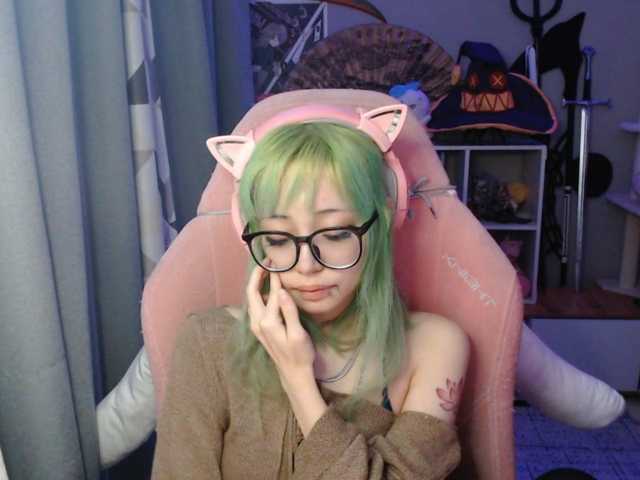 GertieCoach live cam on BongaCams