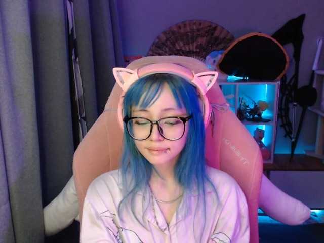 GertieCoach live cam on BongaCams