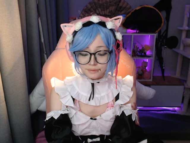 GertieCoach live cam on BongaCams